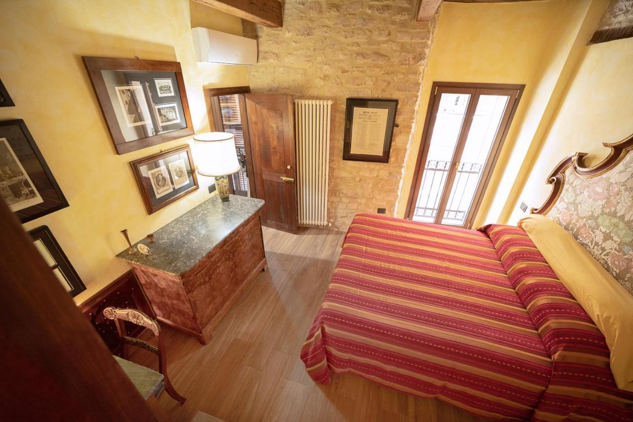 Degli Alessandri house Sassoferrato Esterno foto